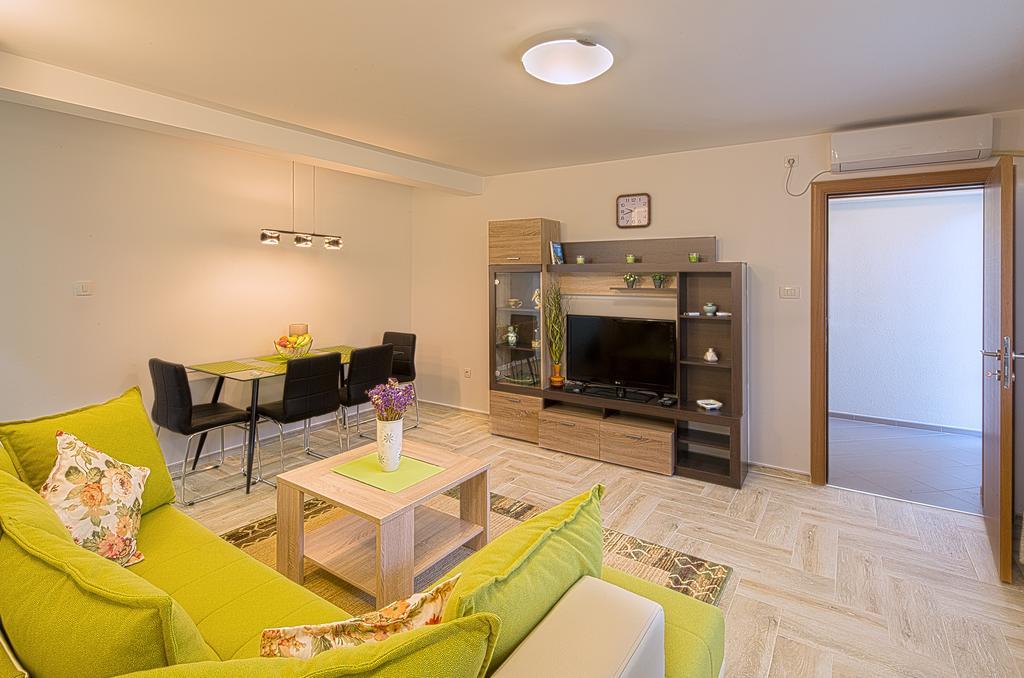 Apartment Mistovic Kotor Bagian luar foto