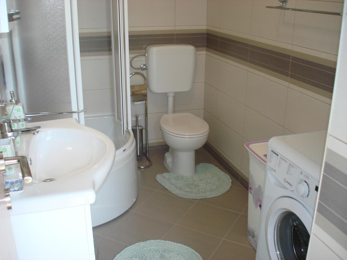 Apartment Mistovic Kotor Bagian luar foto